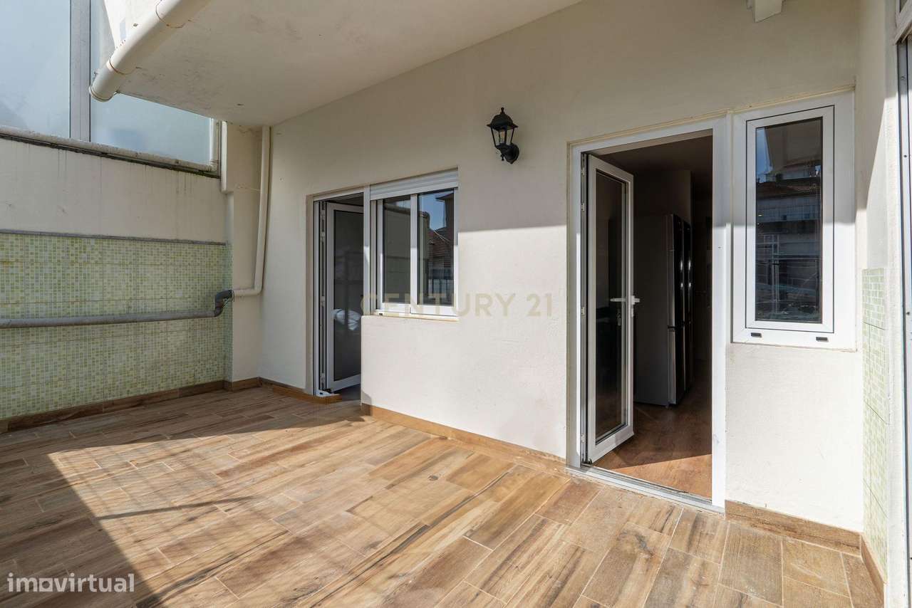 ANDAR MORADIA T4| VENDA| INVESTIMENTO| CENTRO DO PORTO-22