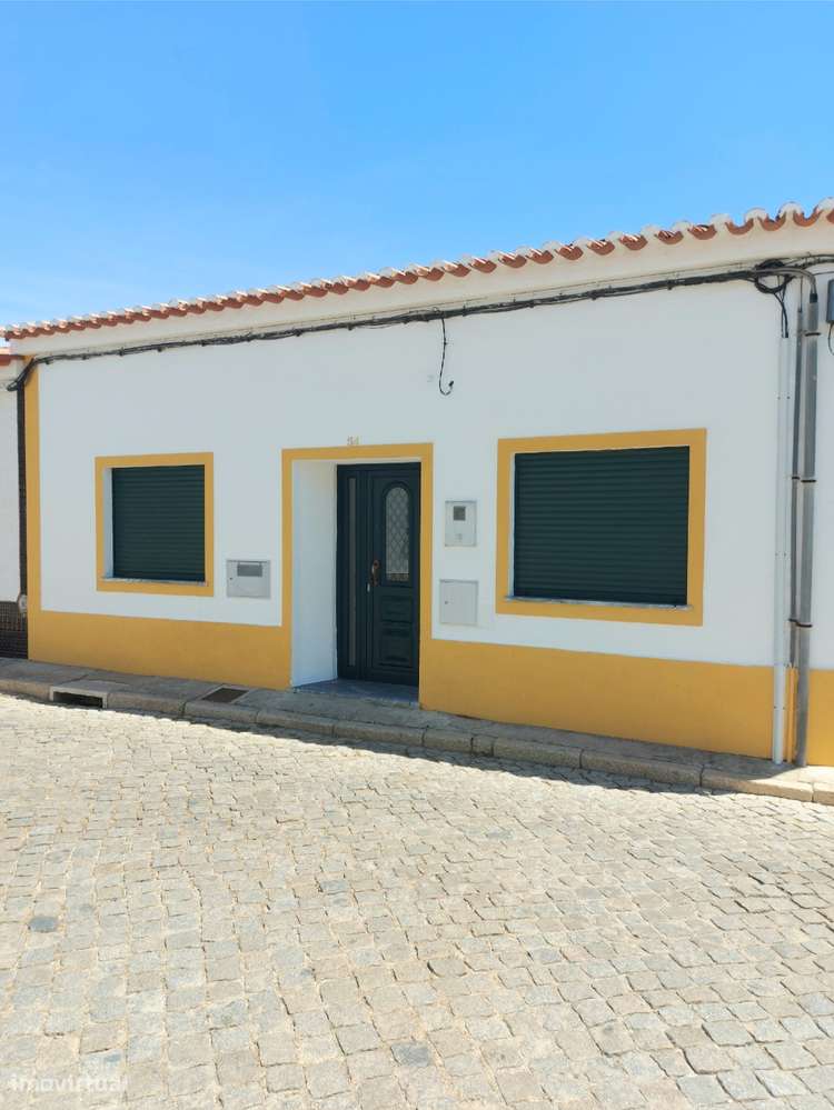 Moradia T3 + T1 + Terreno Urbanizável (Horta) - Vidigueira-5