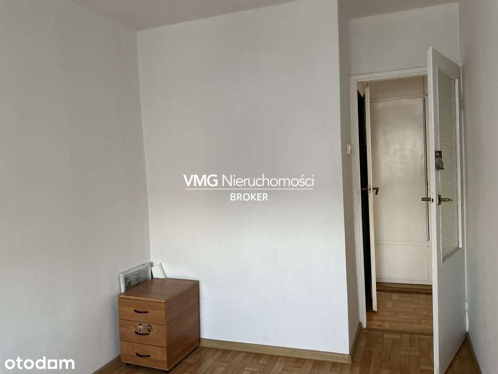 Jasne 3 pokoje + komórka lokatorska od ręki-3