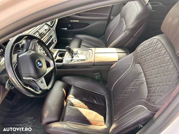 BMW Seria 7 730d xDrive - 13