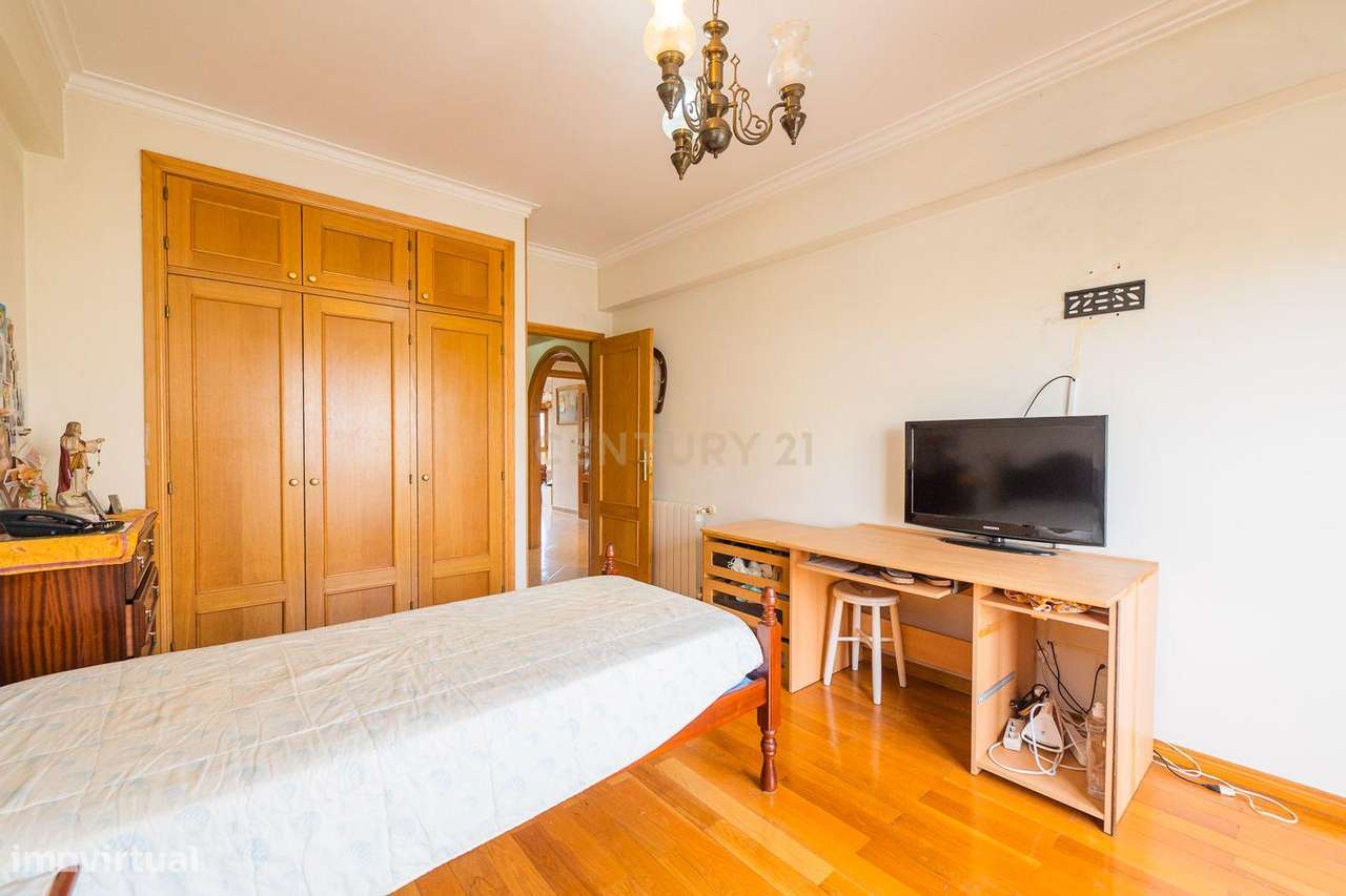 Apartamento T3 c/Box | Matarraque-24