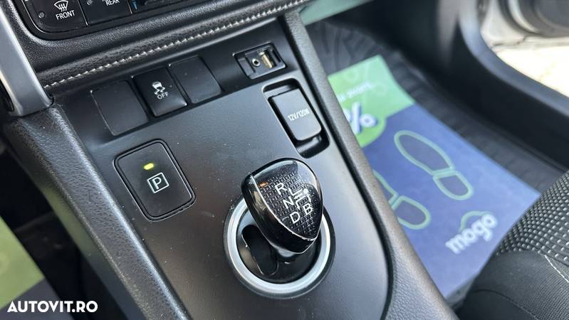 Toyota Auris 1.8 VVT-i Hybrid Automatik Style Selection - 14