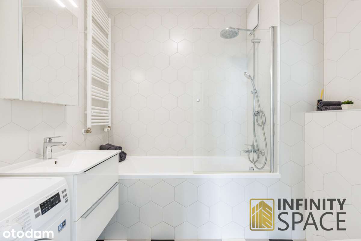 2 pokoje z widokiem 15 piętra na całą Warszawę!-9