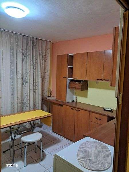 Inchiriez garsoniera zona Steaua - Imagine principală: 5/8