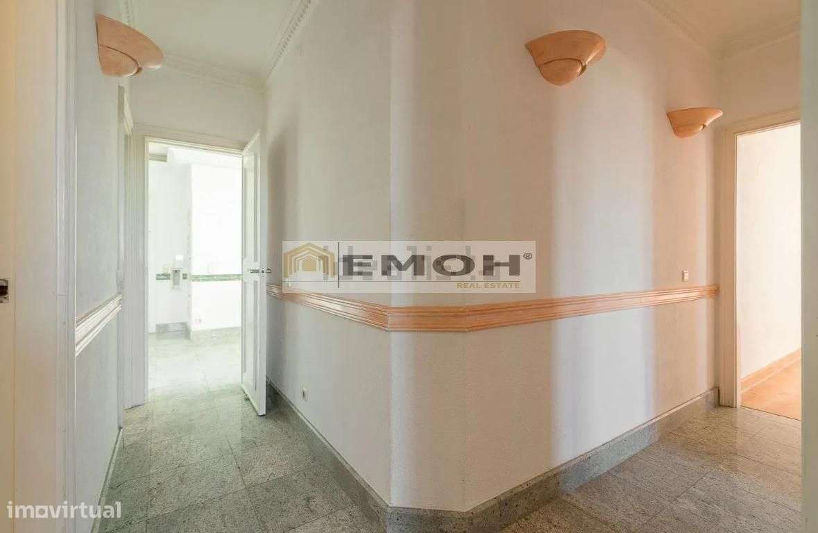 Apartamento T3 à venda na Quinta do Marquês-19