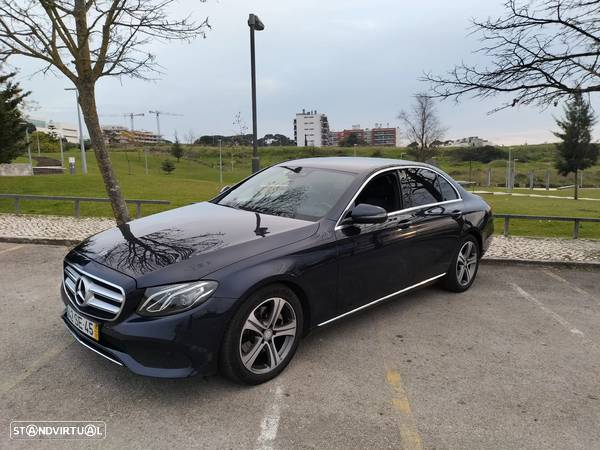 Mercedes-Benz E 220 - 1