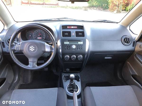 Suzuki SX4 1.6 GLX / Comfort - 7