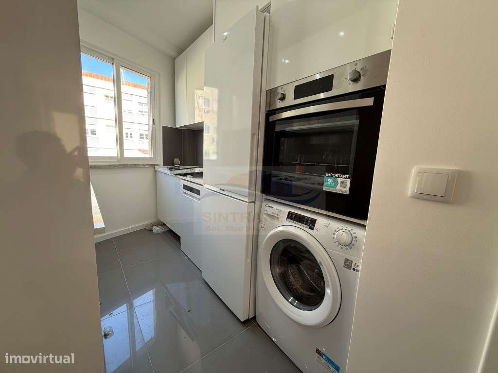 Apartamento T3 Fantástico e Totalmente Remodelado ao Pé da Igreja P...-18