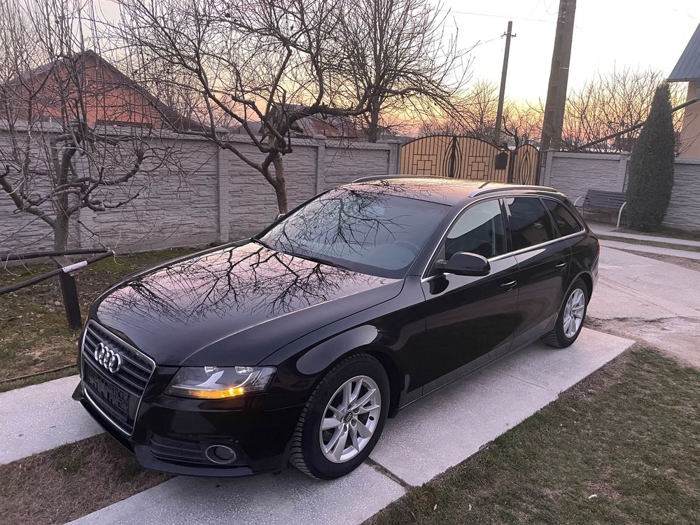 Audi A4 B8 [2007 - 2015] 2010