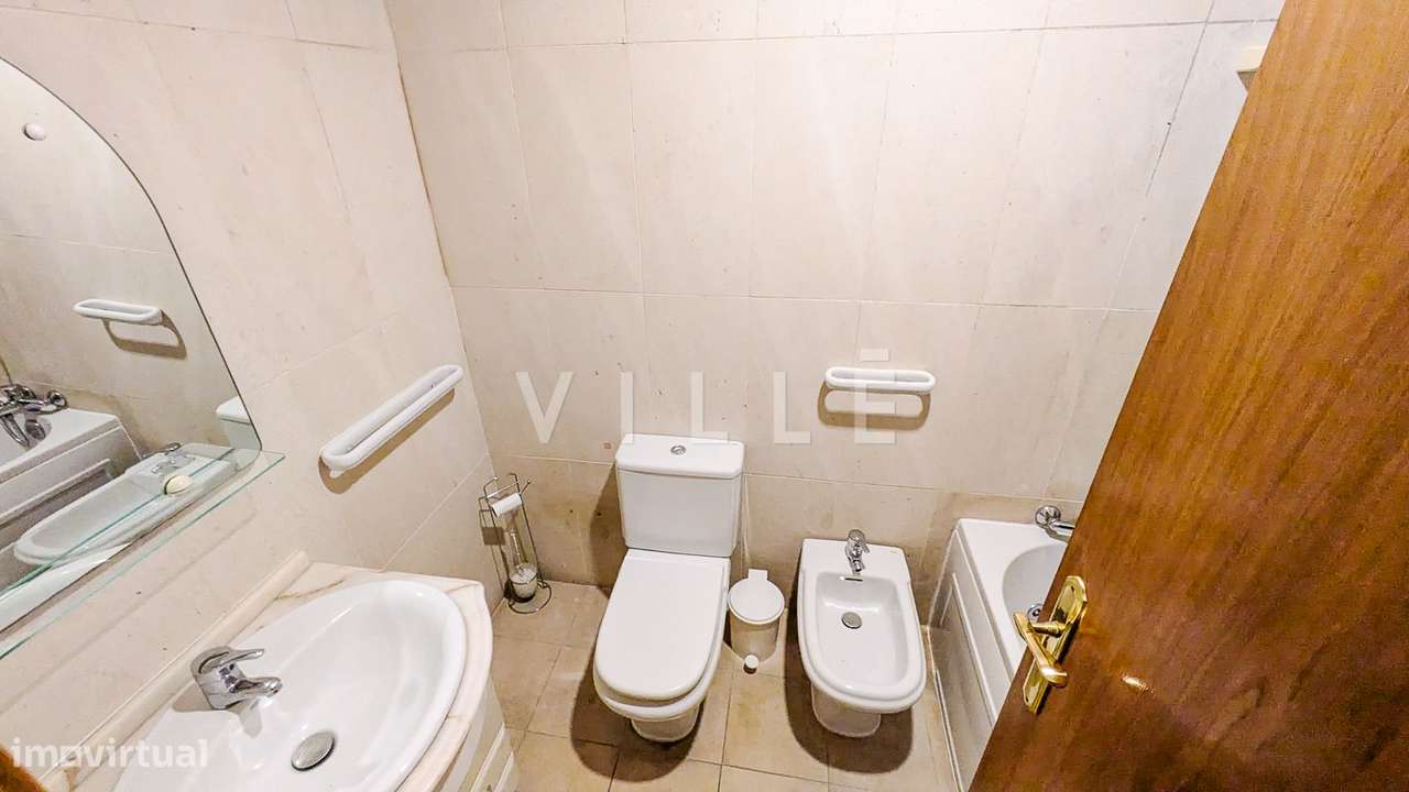 Apartamento junto ao Hospital de S. João - Grande imagem: 5/16