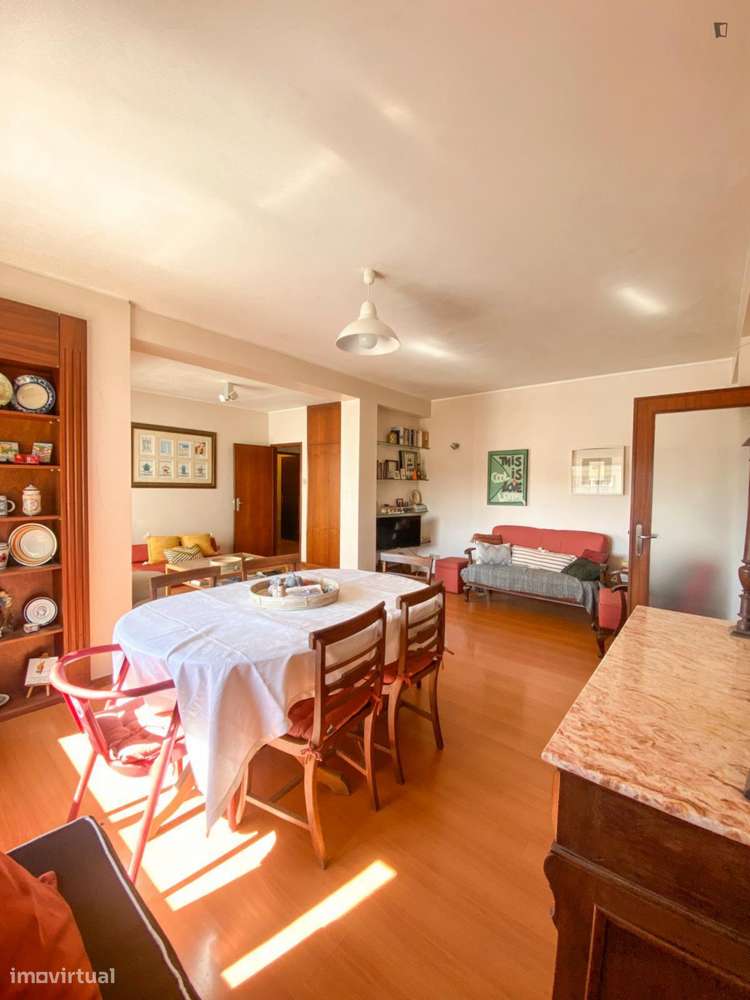 Quarto - localizado em Povoa de varzim - Grande imagem: 4/10