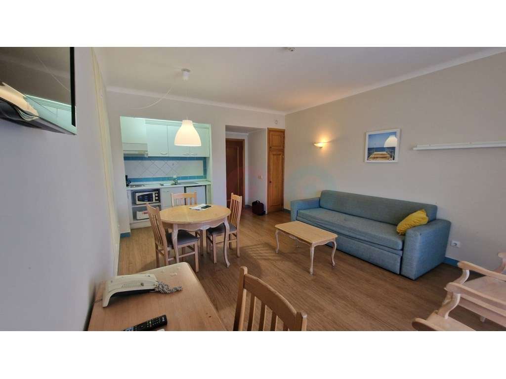 Apartamento T1 em Empreendimento Turístico de 4 Estrelas | Albufeira-8