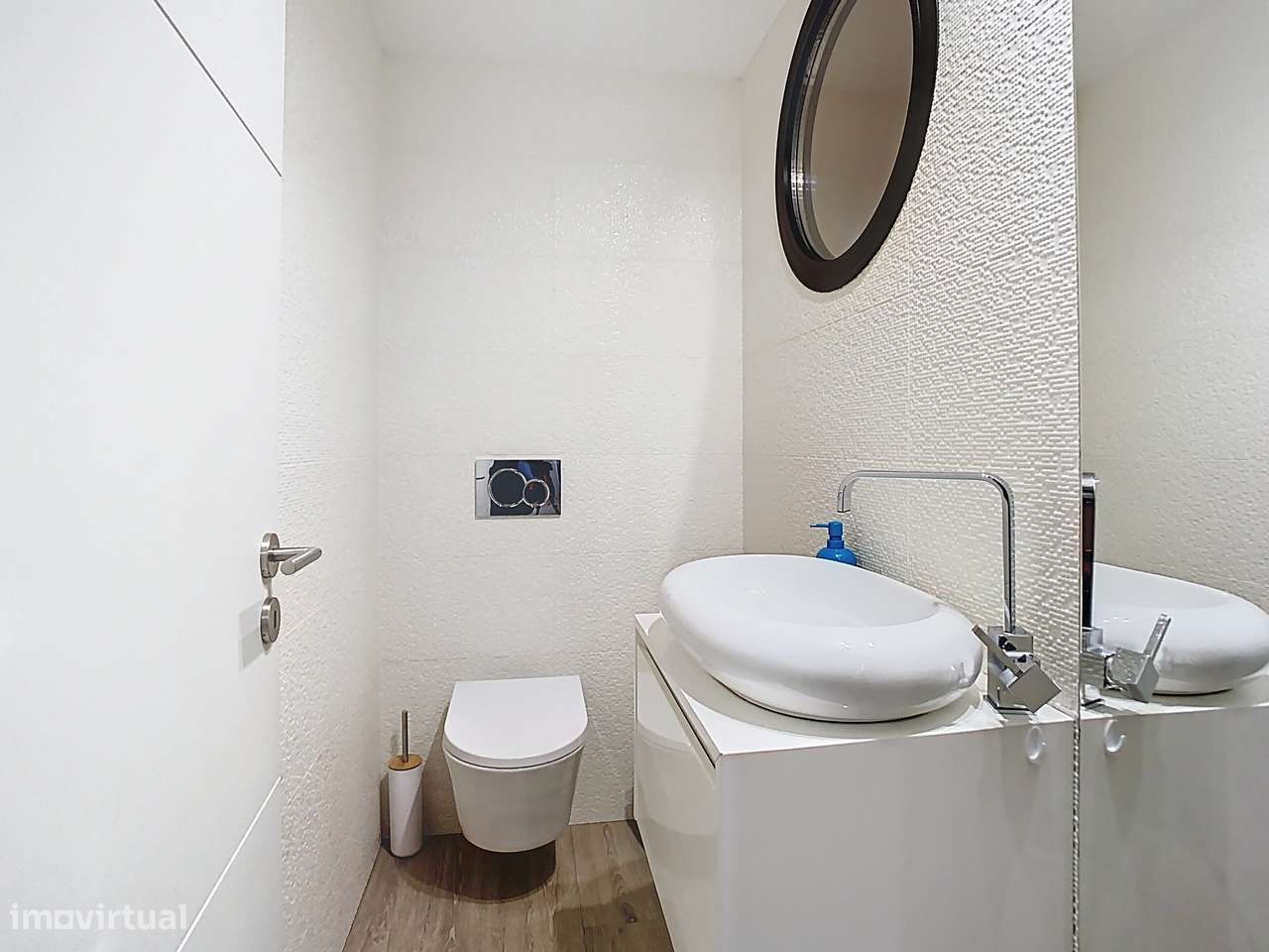 Moradia individual T3 com piscina em Fafe-16