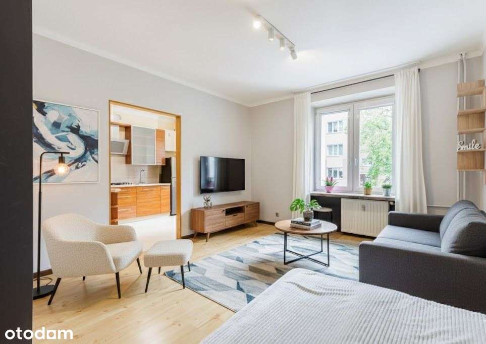 Okazja!! Kawalerka po remoncie, w dobrej cenie-0