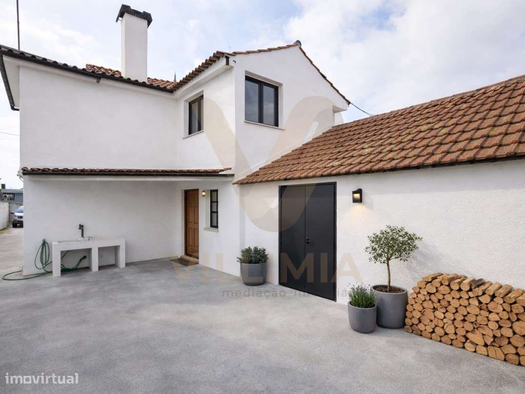 Moradia T3 para Restauro em Deão, Viana do Castelo - Grande imagem: 3/24