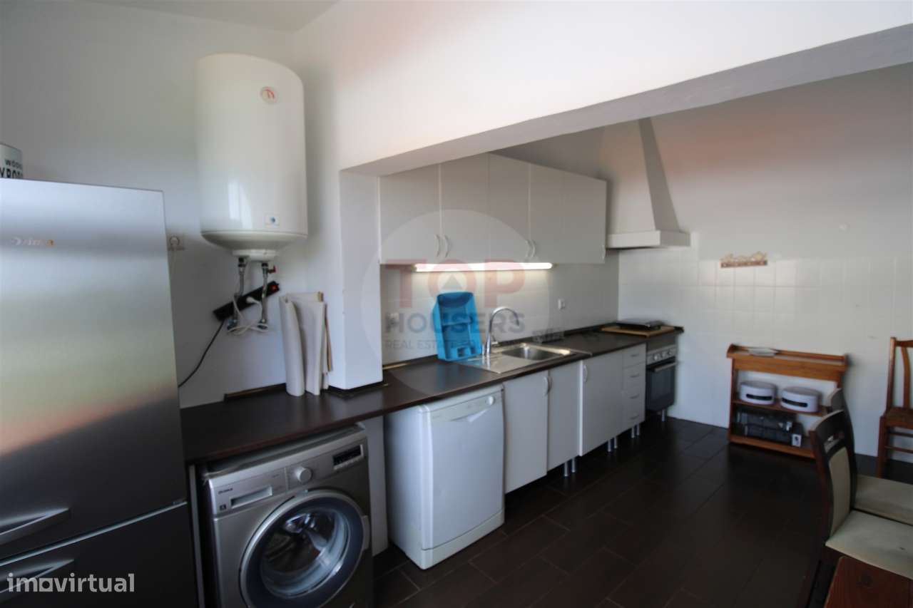 Apartamento T2 - Primeiro andar de Moradia Bi-Familiar-13