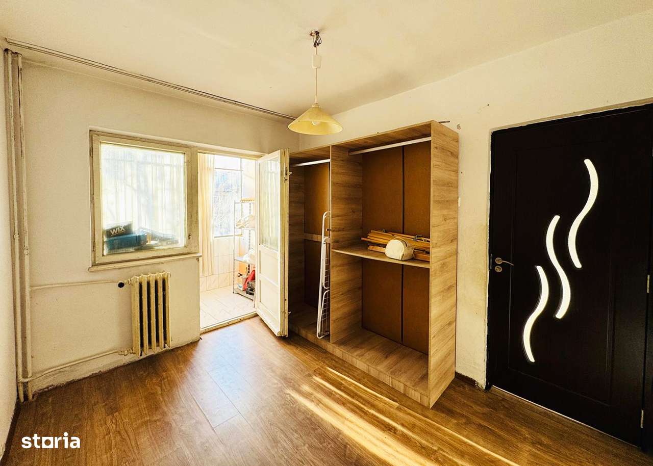Apartament cu 3 camere - Etajul II. - IMOBIHOR - Imagine principală: 5/8