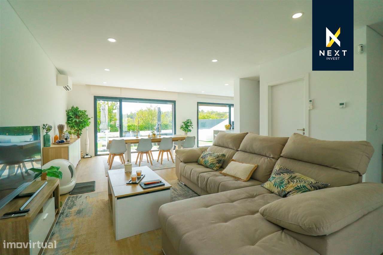 Moradia Geminada T4 com Piscina – Viseu-29