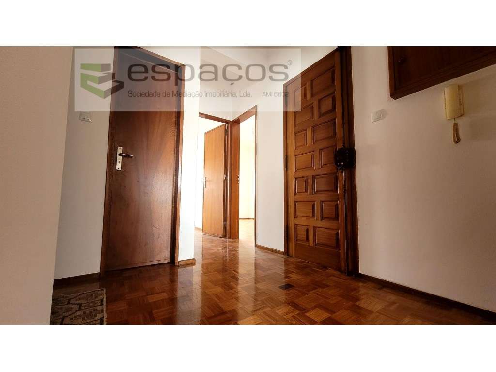 T3 no centro de Mem Martins - Grande imagem: 4/11