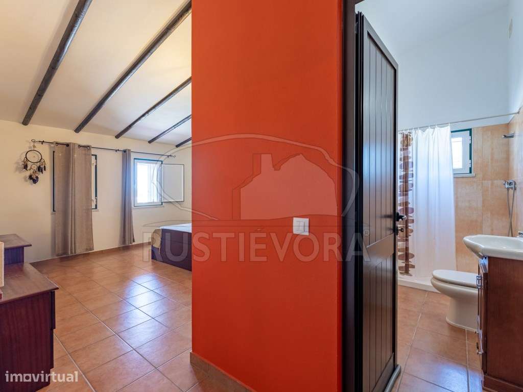 Quinta em Portel - 4,3 Ha de Tradição e Conforto-9