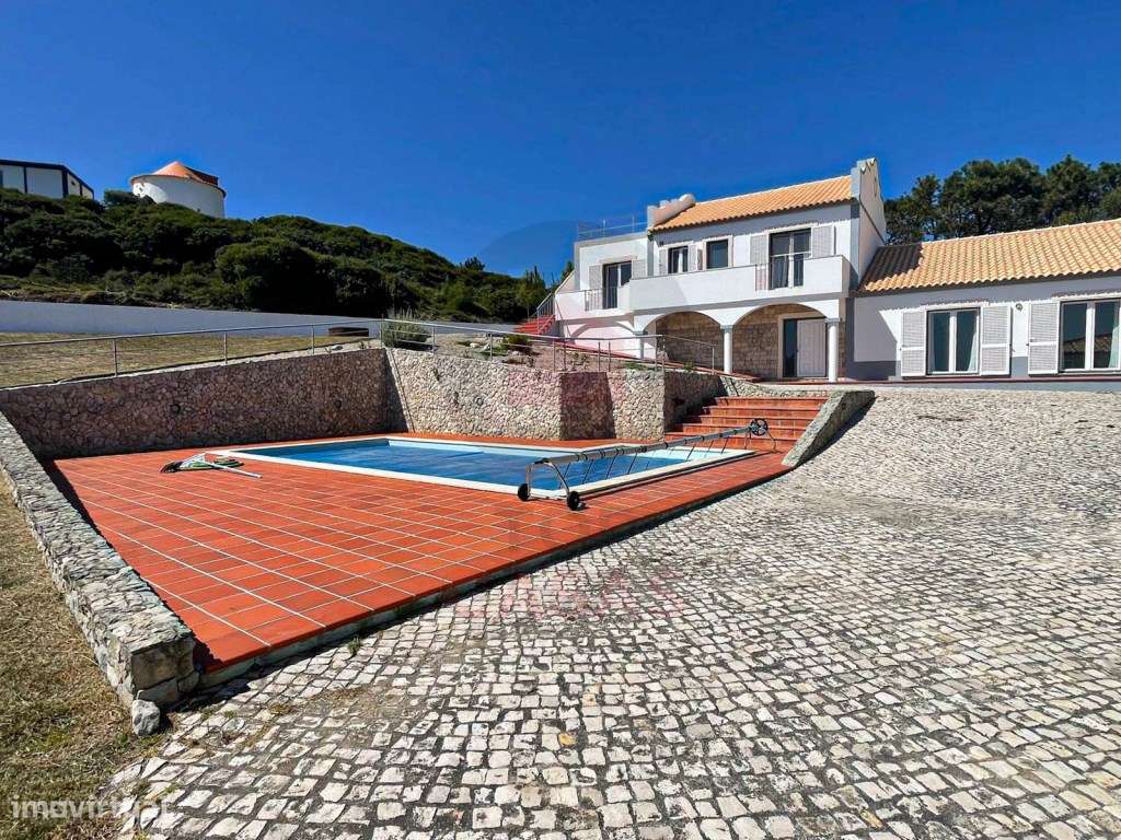 Moradia isolada de estilo tradicional com piscina e jardim amplo pe... - Grande imagem: 4/52