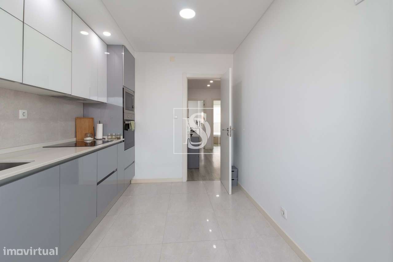 ✨ Apartamento T2 totalmente Remodelado na Baixa da Banheira - Grande imagem: 2/12