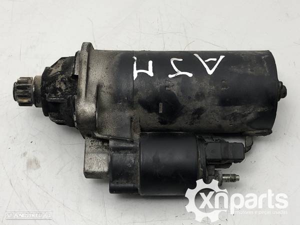 Motor de arranque Usado VW PASSAT (3B2) 1.9 TDI | 10.96 - 11.00 REF. MOTOR AJM - 4