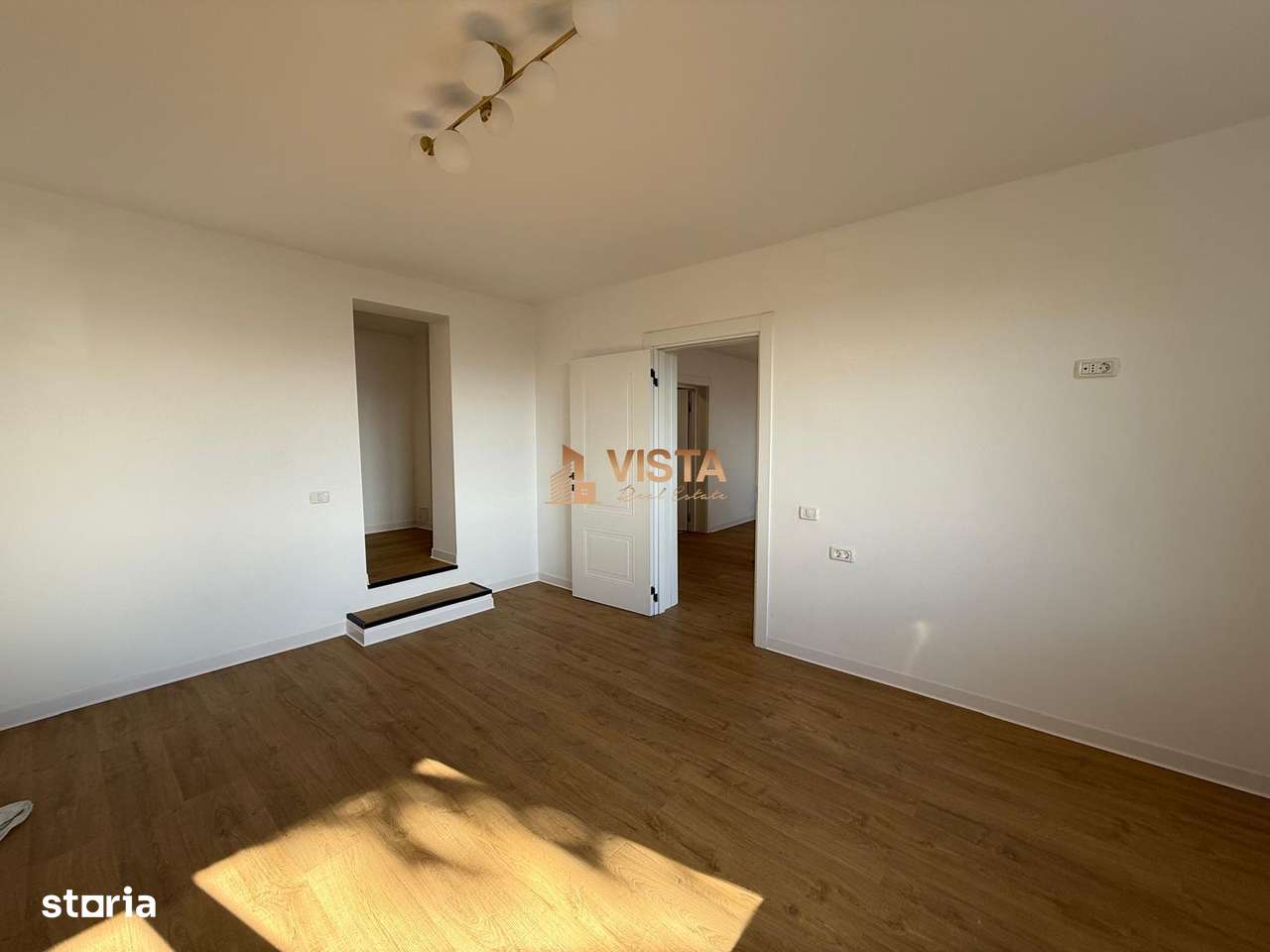 Apartament la casa cu curte si garaj la 5 minute de Centru Brasov-3