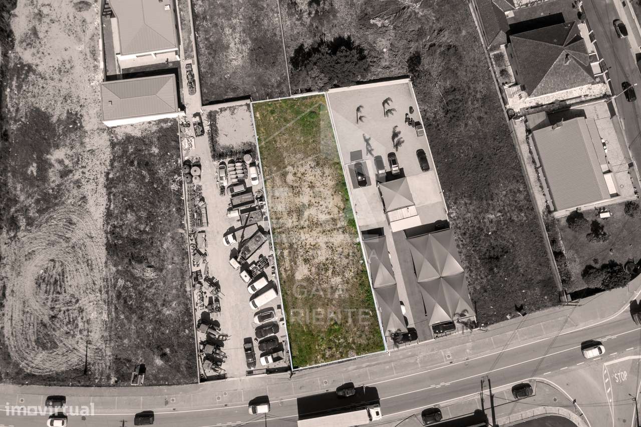 Terreno para arrendamento com 1025m² - Grande imagem: 3/6