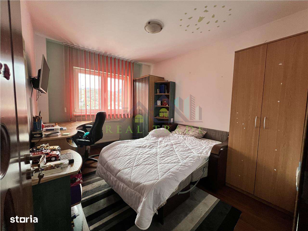 Apartament 4 camere decomandat, etaj intermediar Carpatilor- Lidl-2