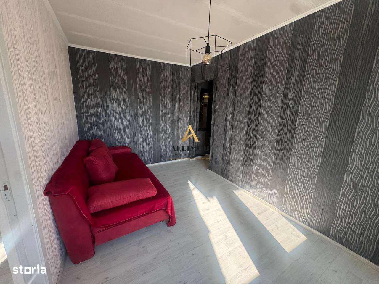 APARTAMENT 2 CAMERE DE VANZARE IN PLOIESTI – ZONA VEST | 40.900 €.-1