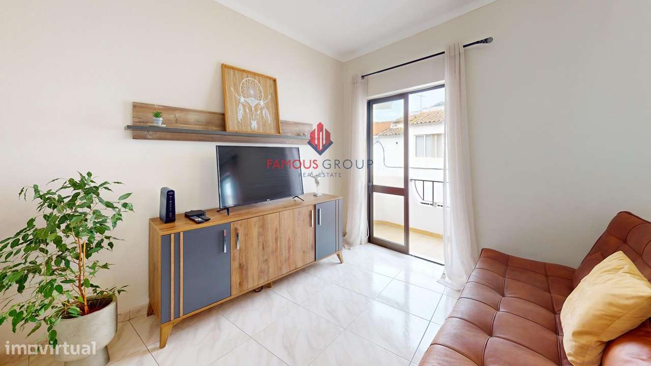 Apartamento T2 Duplex - Lagoa na Rua General Humberto Delgado-36