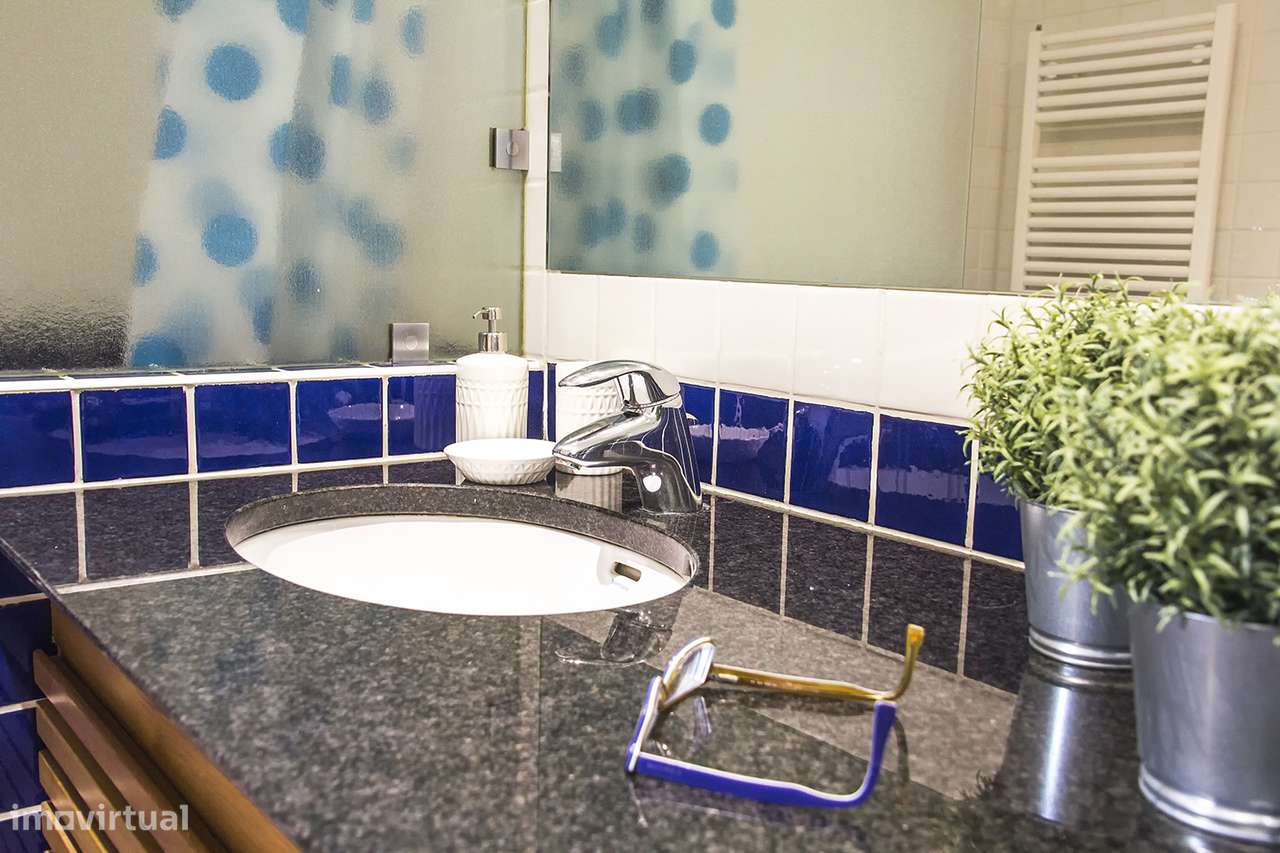 Premium T1 Aveiro Centrum | Terraço Exclusivo 33m² | Business Ready - Grande imagem: 5/16