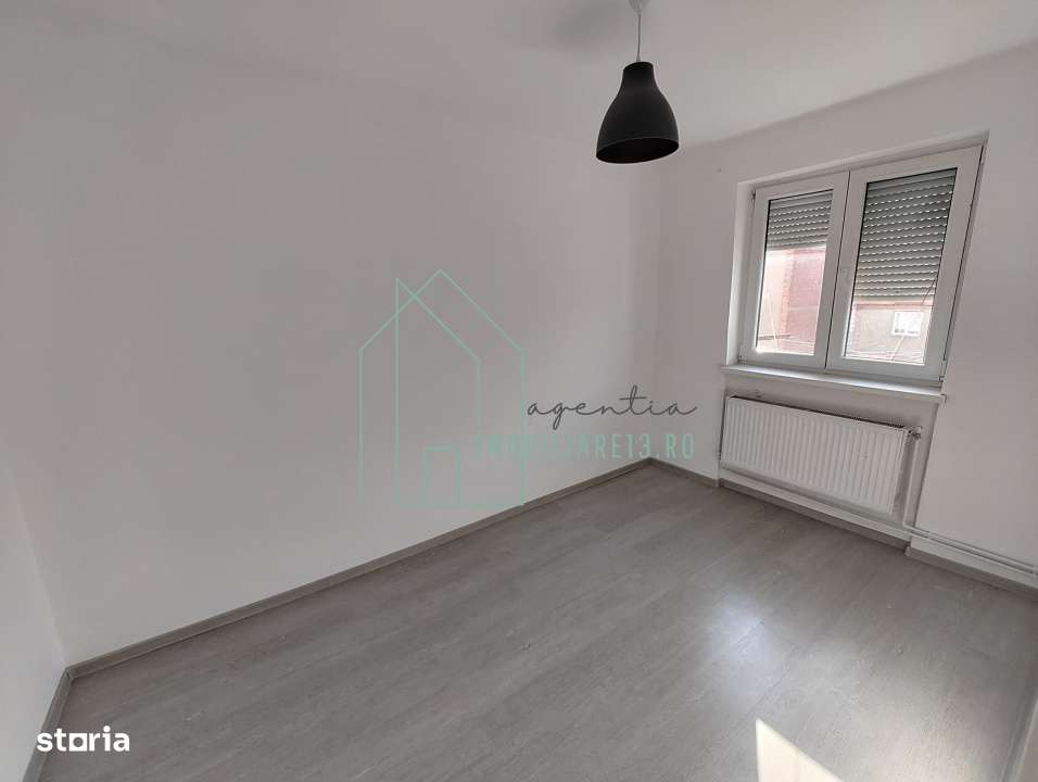 Apartament 3 camere, etaj 3, Cartier M. Kogalniceanu, 44mp Sebes, Alba-2