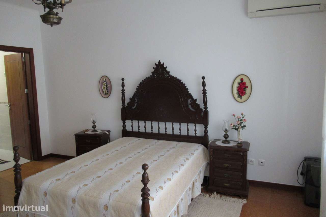 Moradia individual, para venda, Entroncamento - São João Baptista-17