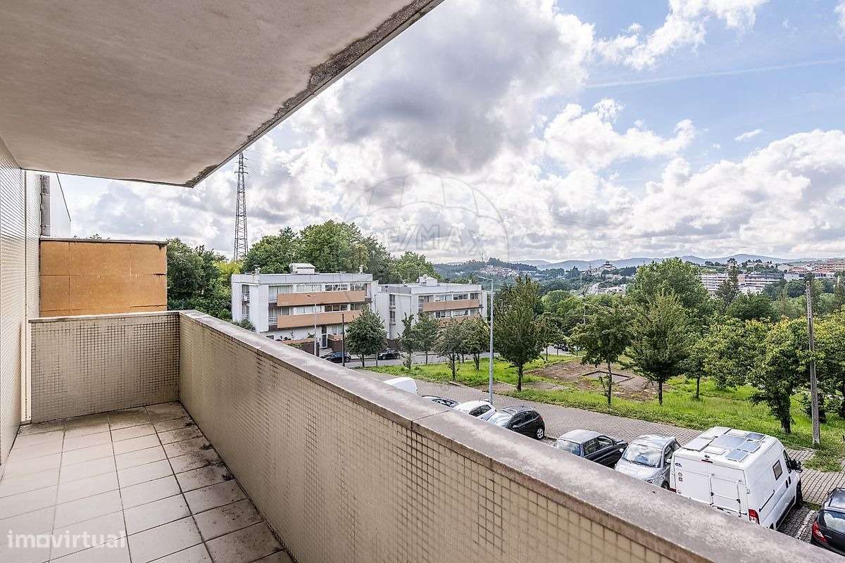 Moradia T3 em Azurém-21