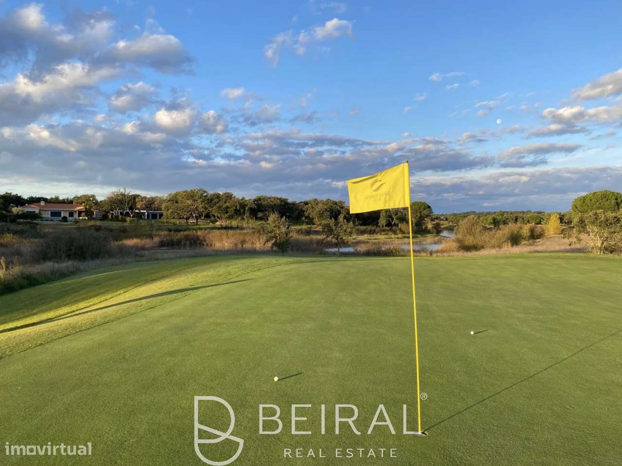 TERRENO DE PRESTÍGIO FRENTE AO LAGO NO GOLF DE SANTO ESTÊVÃO-22