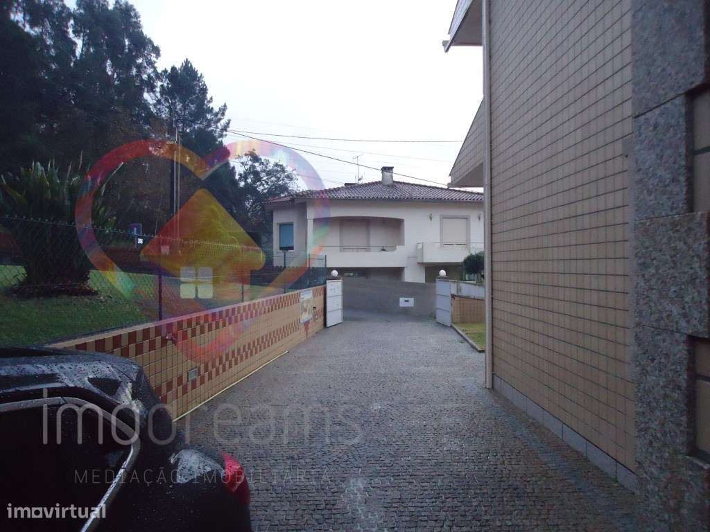 MORADIA T3 EM PINHEIRO DA BEMPOSTA - OLIVEIRA DE AZEMEIS -AVEIRO-41