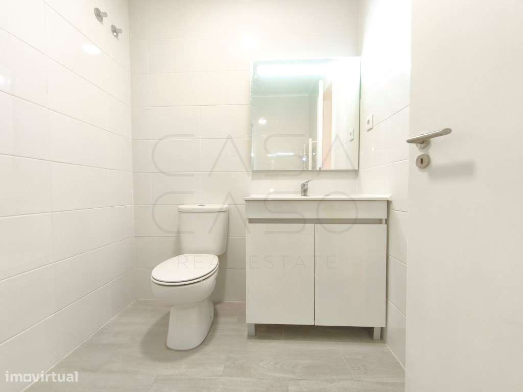 Prédio totalmente remodelado com 3 apartamentos independentes na Ba...-9