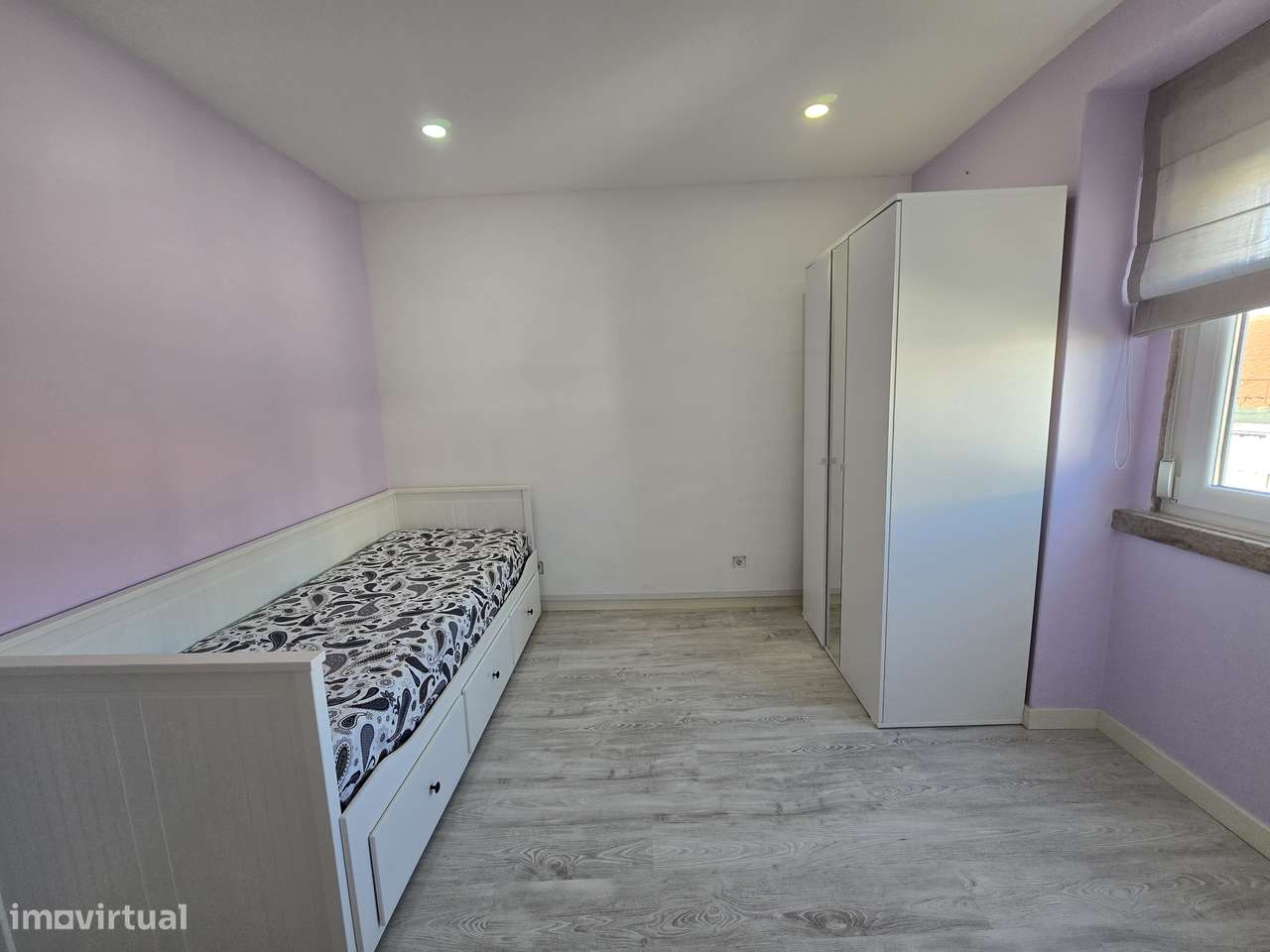 Apartamento T3 a dois paços do Metro e Comboio-32