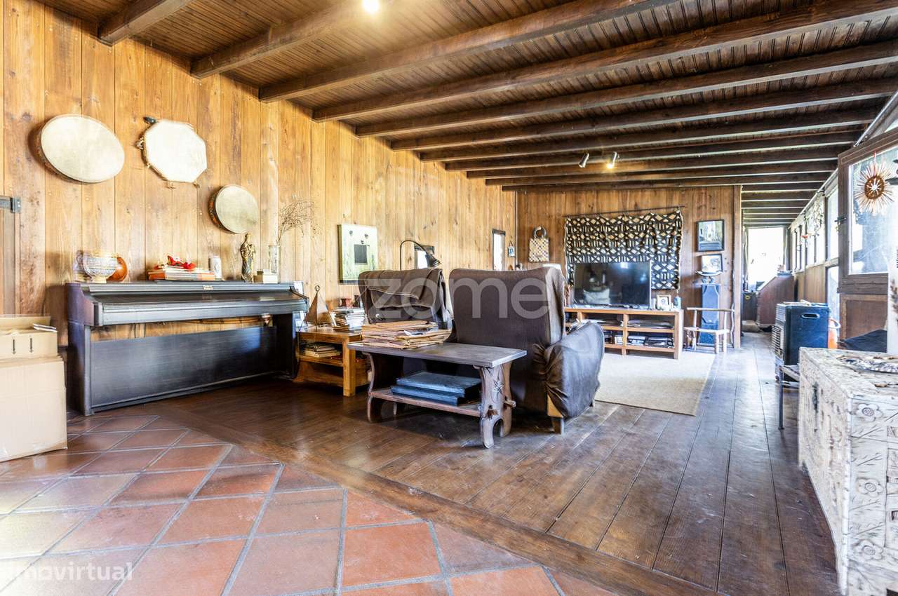 Moradia T5 a 3 minutos a pé da Praia de Carcavelos-26