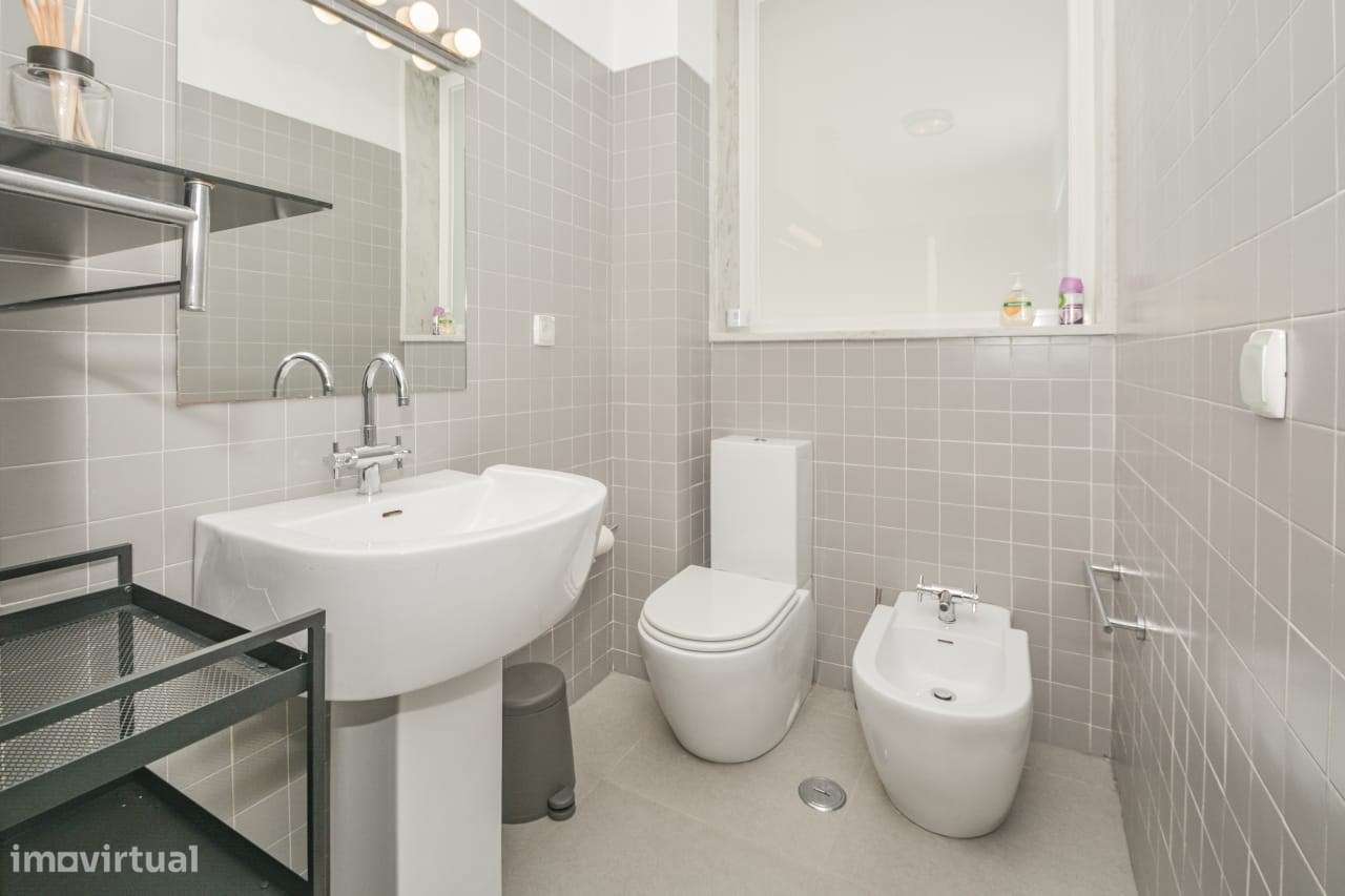 Elegante T2+1 | Elias Garcia | Gulbenkian | O Refúgio Superior nas Ave-16