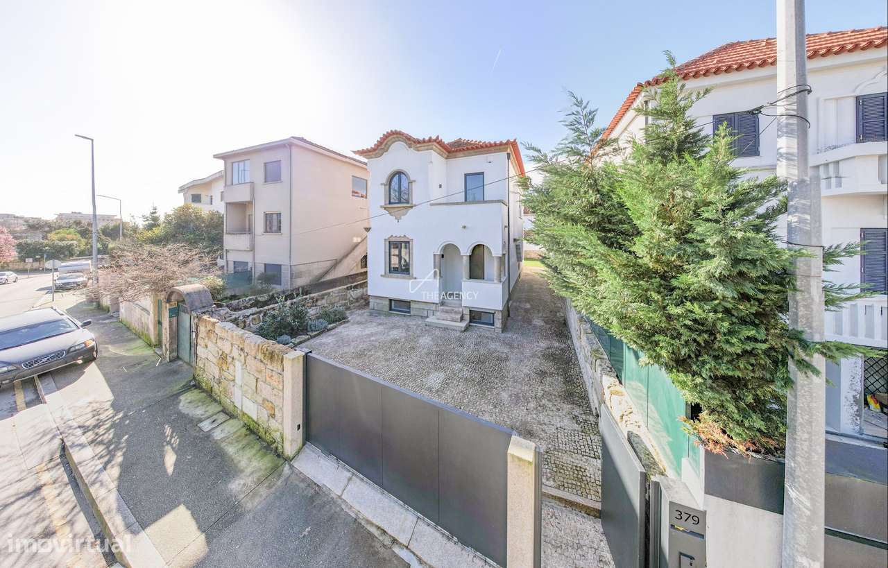 Moradia de Luxo T3+2 totalmente Renovada com Piscina no Porto - Grande imagem: 5/50