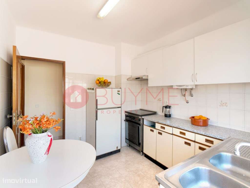 Apartamento T2 no Centro de Quarteira, a 50m da Praia - Grande imagem: 5/21