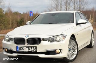 BMW Seria 3 328i Touring Sport-Aut Luxury Line