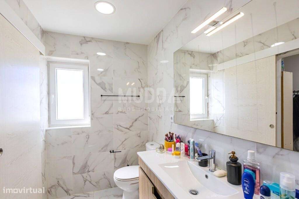 Moradia T1+2 em Arrifana - Santa Maria da Feira-10