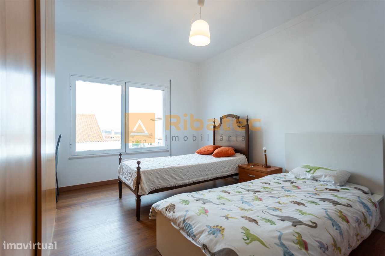 Moradia T5 em Alpiarça-15