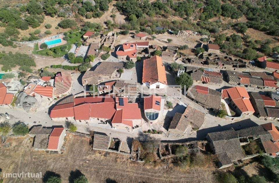 Conjunto de Casas de Aldeia para Turismo Rural – Vale do Côa - Grande imagem: 4/39