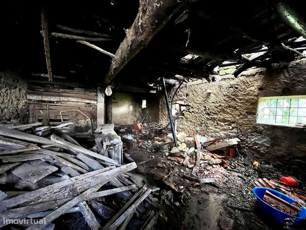 Moradia Geminada com garagem em zona da Adémia - Grande imagem: 3/4