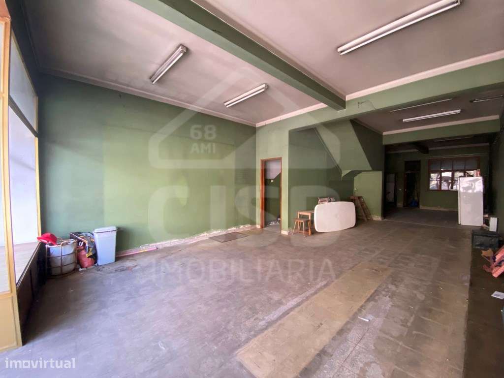 Moradia com comércio em Benavente, zona central - Grande imagem: 5/21